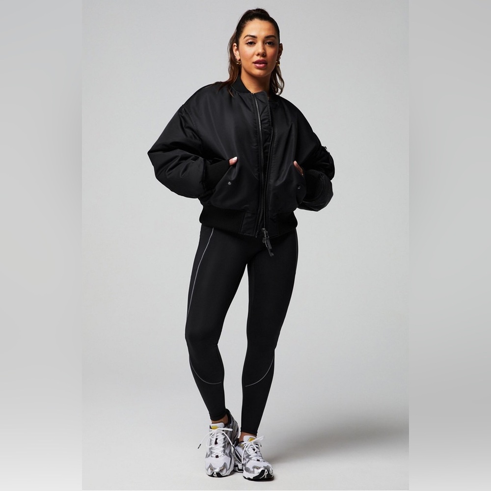 Fabletics Women's Iconic Oversized Bomber Jacket Black XL/XXL - Picture 2 of 13
